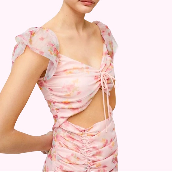 UO Contenta Brandy Mini Dress in Bubblegum Pink. Size Small. NWOT - Picture 4 of 10